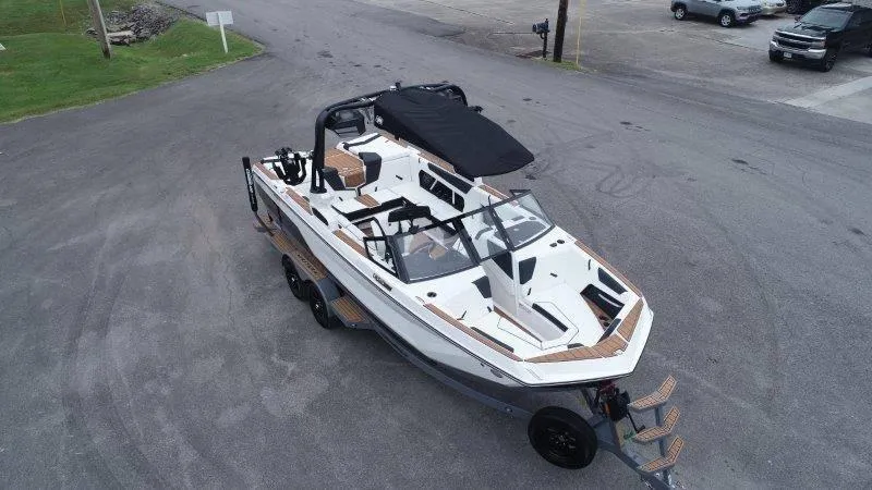 Slide: The Image of Nautique GS22 2024 - 14