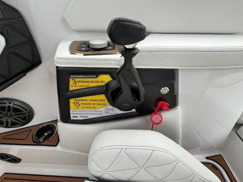 Slide: The Image of Nautique GS22 2024 - 23