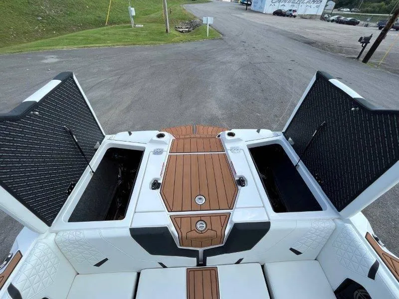 Slide: The Image of Nautique GS22 2024 - 34