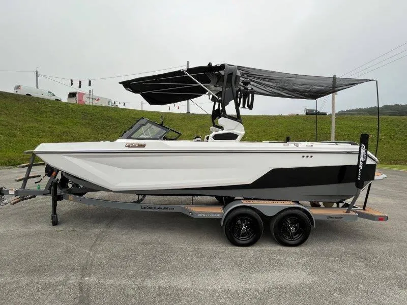 Slide: The Image of Nautique GS22 2024 - 37