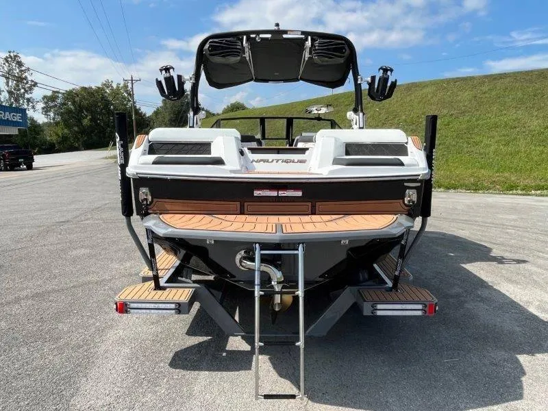 Slide: The Image of Nautique GS22 2024 - 43