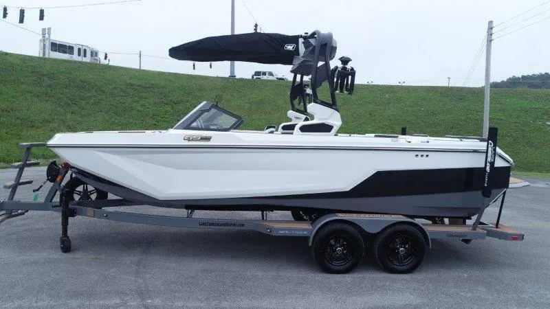 Slide: The Image of Nautique GS22 2024 - 5