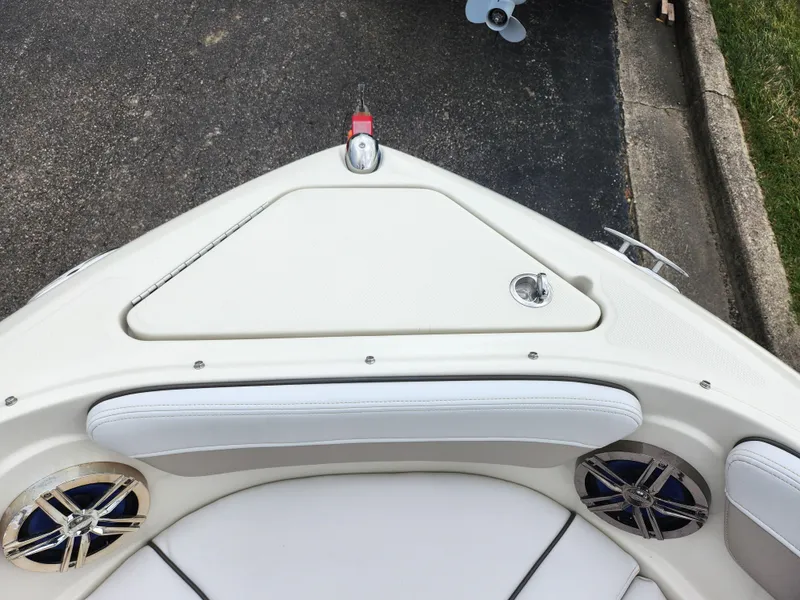 Slide: The Image of 2010 Sea Ray 210 Select boat bow with seating and speakers. - 18