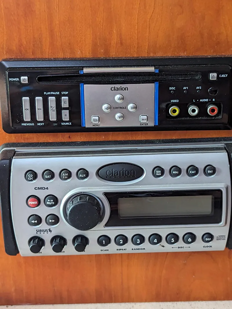 Slide: The Image of Hunt Surf Hunter 33 Wilbury - 50