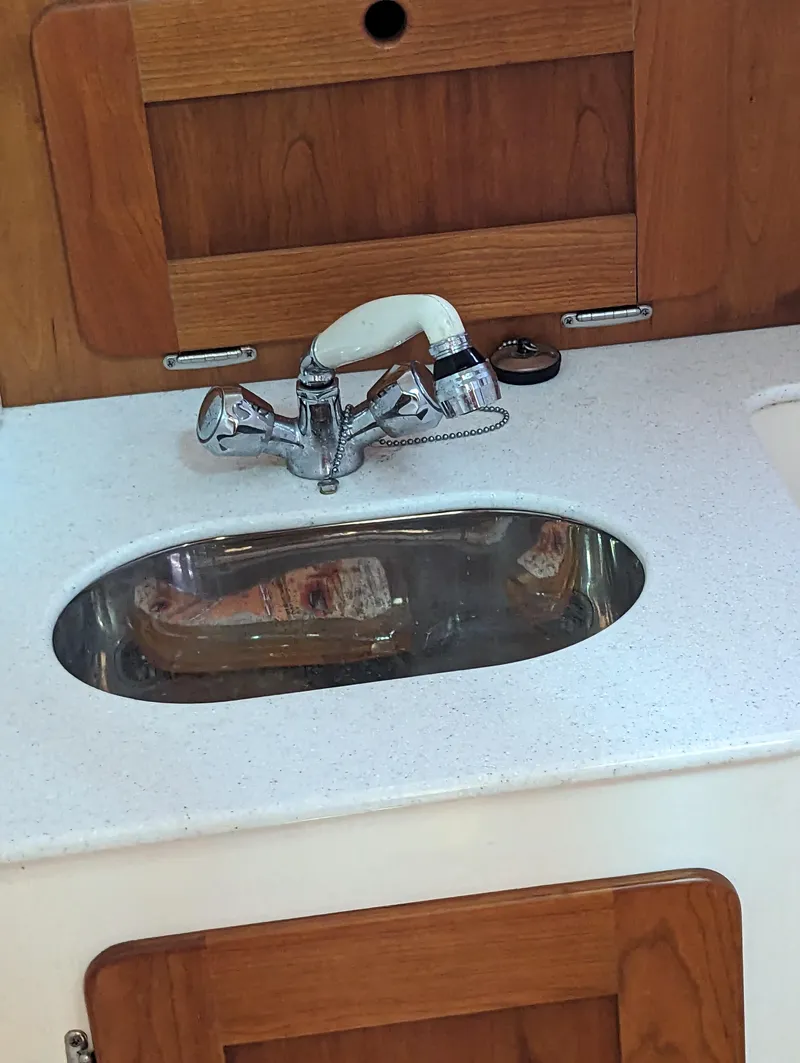 Slide: The Image of Hunt Surf Hunter 33 Wilbury - 52