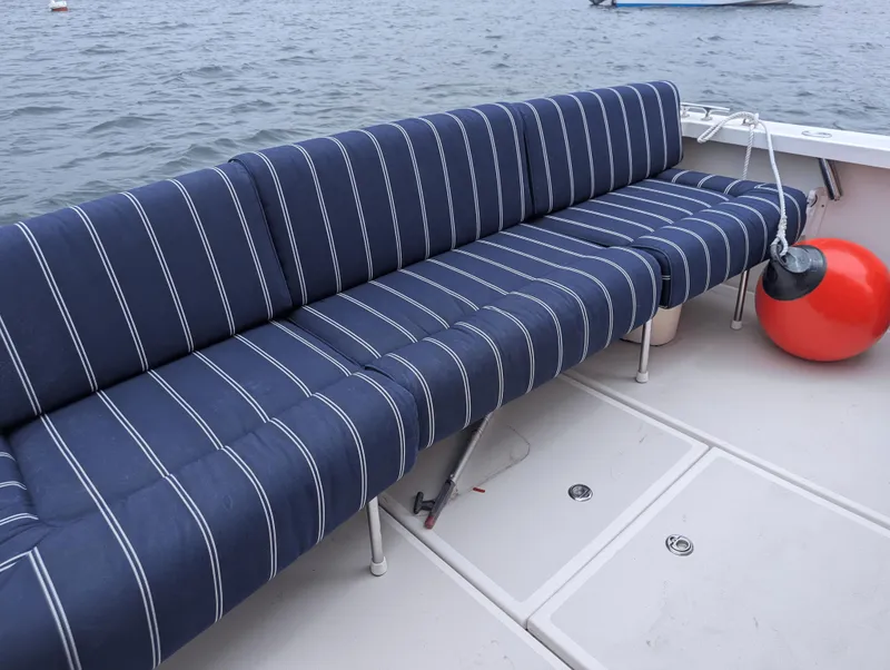 Slide: The Image of Hunt Yachts Surfhunter 33 2006 - 53