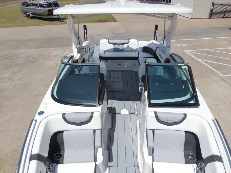 Slide: The Image of Chaparral 287 SSX 2024 - 15