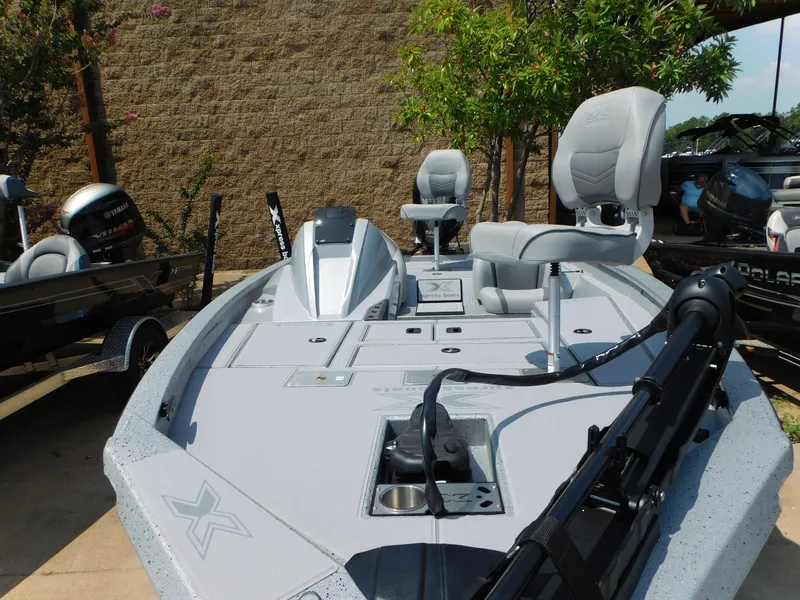 Slide: The Image of 2025 Express h17C fishing boat with modern seating and equipment. - 6