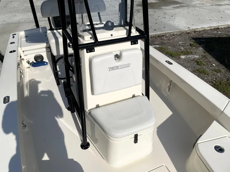 Slide: The Image of Pathfinder 2005 TRS boat interior with seating and console, 2021 model. - 30