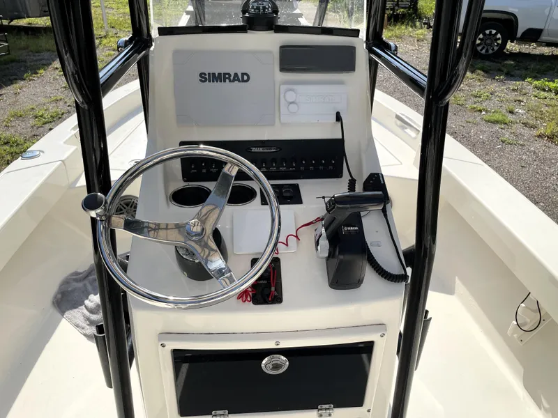 Slide: The Image of Center console of 2021 Pathfinder 2005 TRS boat with Simrad electronics. - 37