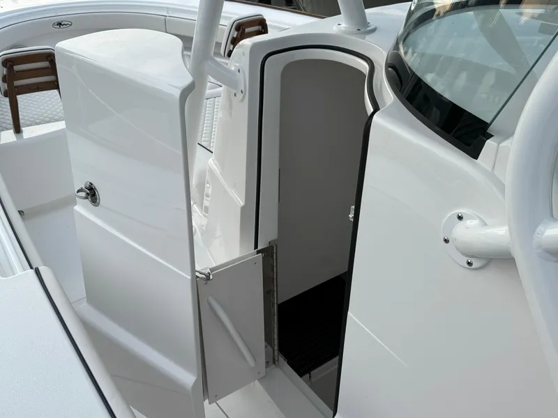 Slide: The Image of Valhalla Boatworks V-33 2025 - 54