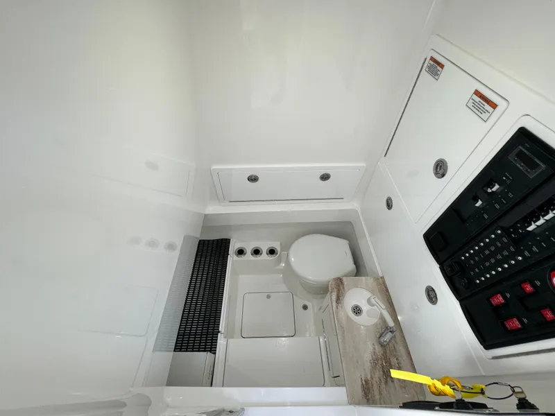 Slide: The Image of Valhalla Boatworks V-33 2025 - 55