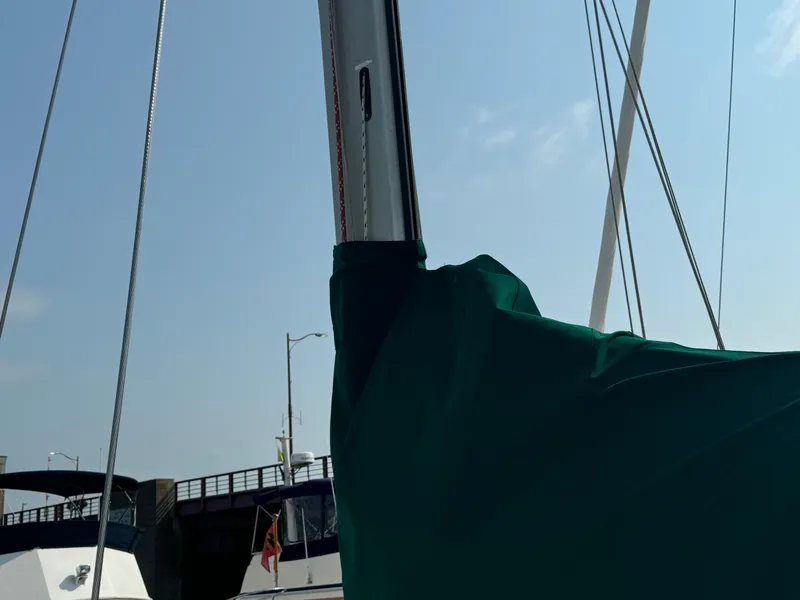 Slide: The Image of Tydes Mast Track - 10