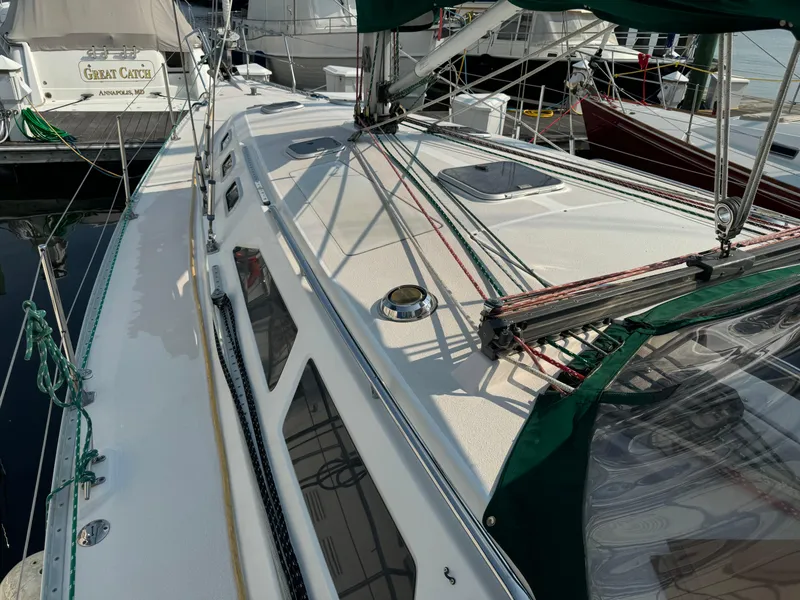 Slide: The Image of Wide Sidedecks - 12