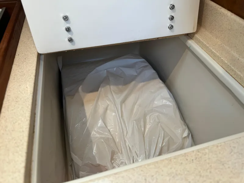 Slide: The Image of Galley Dry Storage - 23