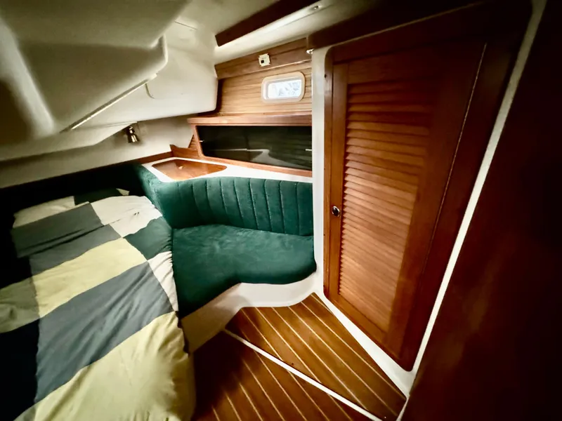 Slide: The Image of Port Aft Cabin - 41