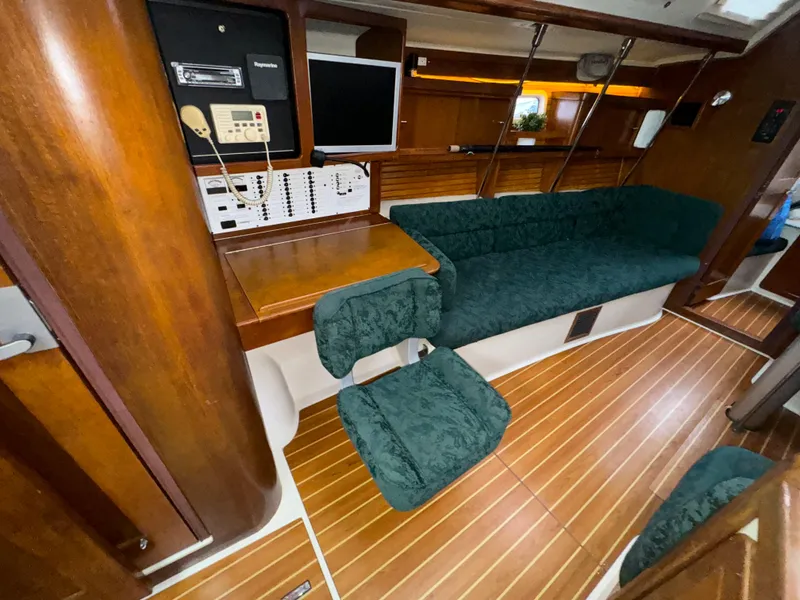 Slide: The Image of Nav Station Seating - 57