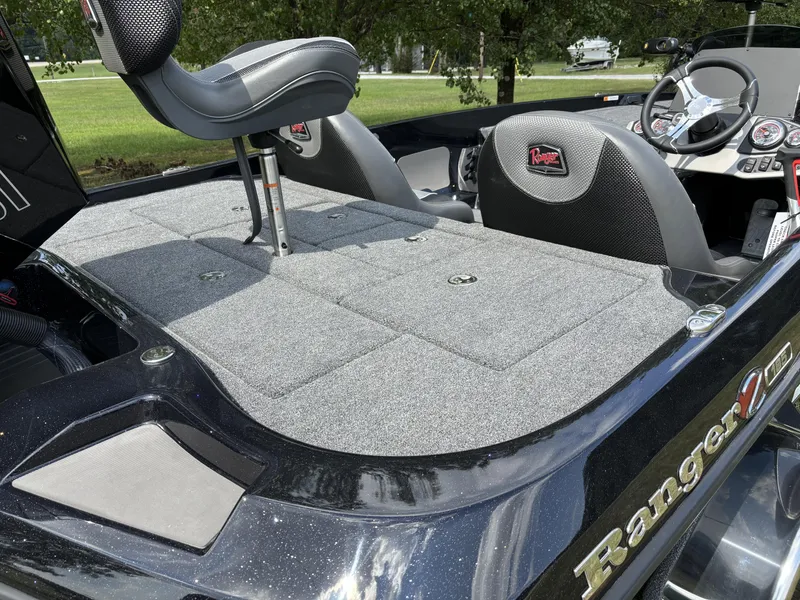 Slide: The Image of Ranger Z185 2025 - 14