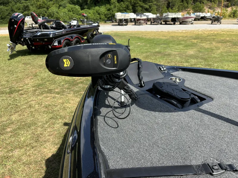 Slide: The Image of Ranger Z185 2025 - 8