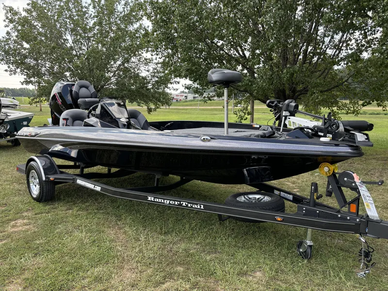 Slide: The Image of Ranger Z185 2025 - 9