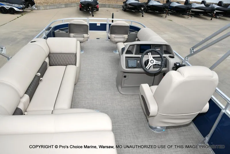 Slide: The Image of Sun Tracker Fishin' Barge 20 DLX 2025 - 9