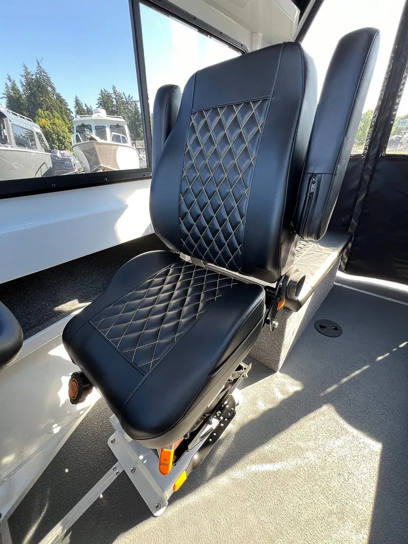 Slide: The Image of North River 24 Seahawk Fastback 2026 - 13