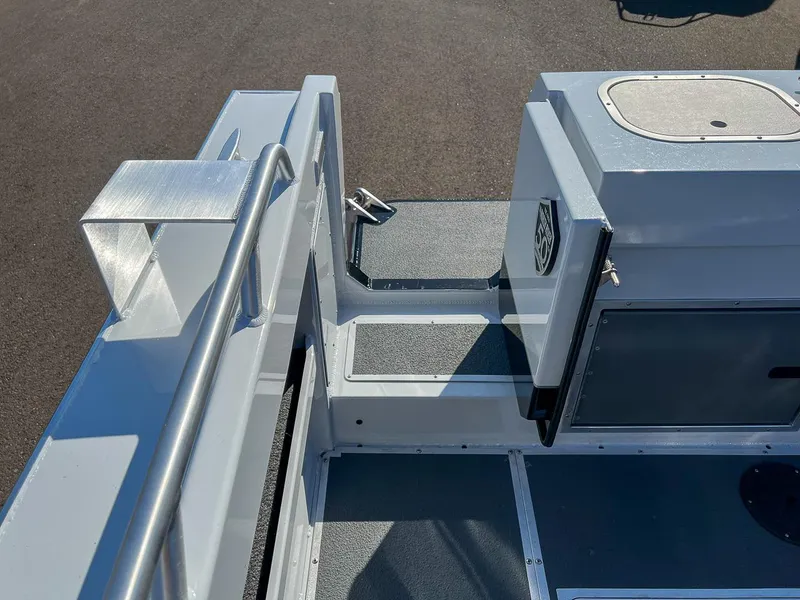 Slide: The Image of North River 24 Seahawk Fastback 2026 - 21