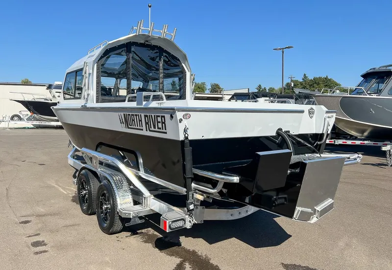 Slide: The Image of North River 24 Seahawk Fastback 2026 - 6