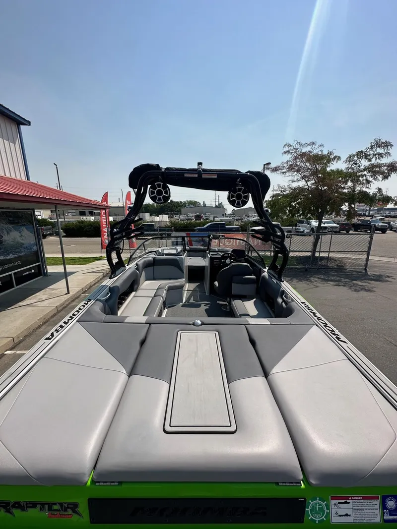 Slide: The Image of Moomba Craz 2020 - 12