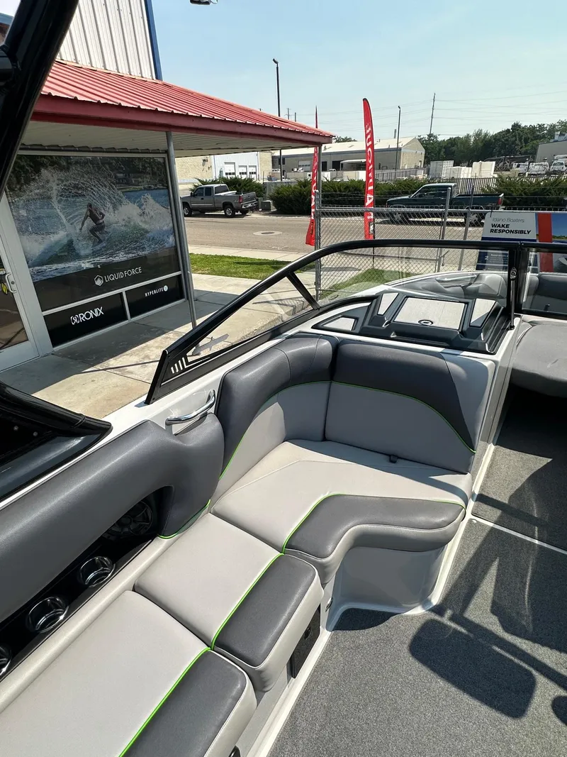 Slide: The Image of Moomba Craz 2020 - 17