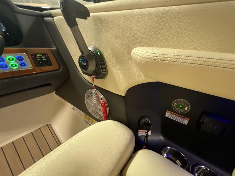 Slide: The Image of Chris-Craft Sportster 25 2025 - 11