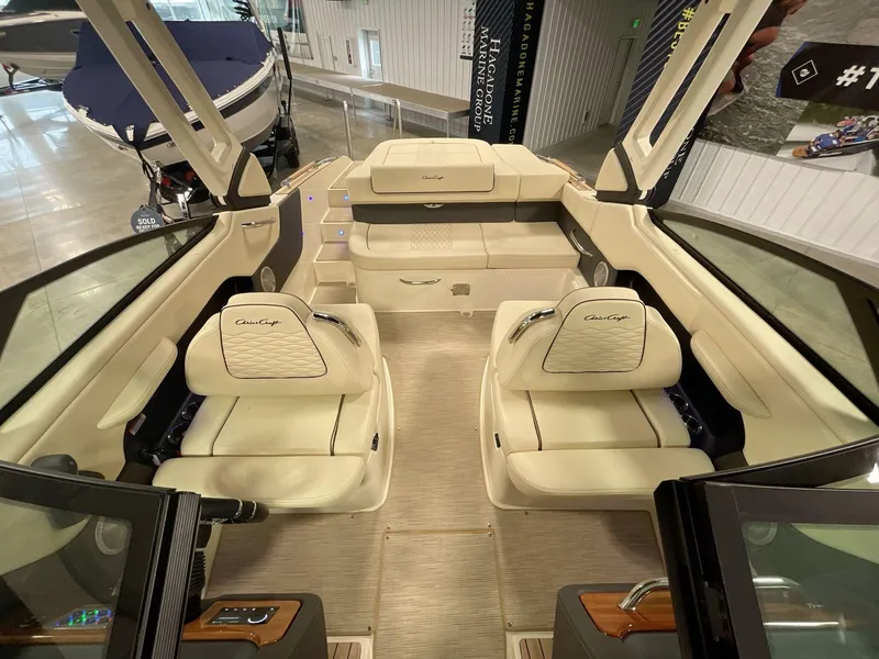 Slide: The Image of Chris-Craft Sportster 25 2025 - 8