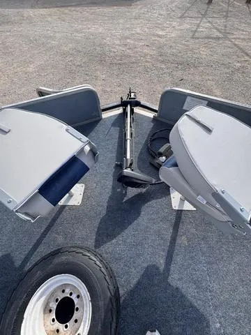 Slide: The Image of Sun Tracker Bass Buggy 16 1991 - 6