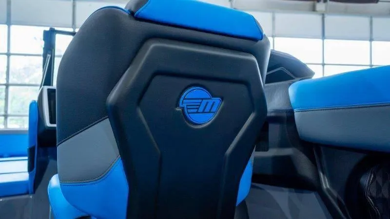 Slide: The Image of Malibu Wakesetter 23 MXZ 2024 - 12