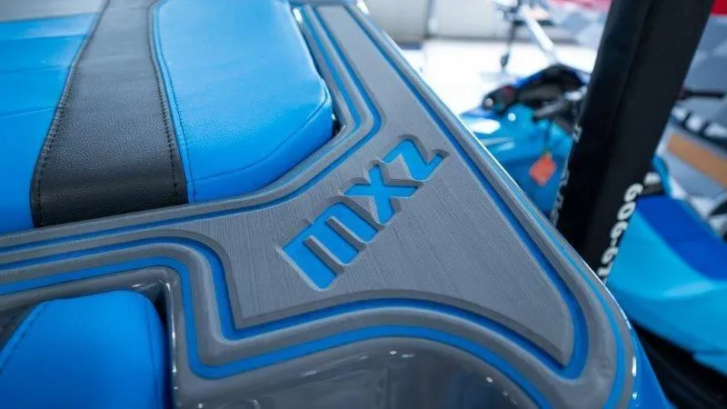 Slide: The Image of Malibu Wakesetter 23 MXZ 2024 - 13