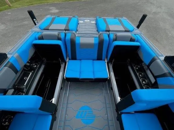 Slide: The Image of Malibu Wakesetter 23 MXZ 2024 - 137
