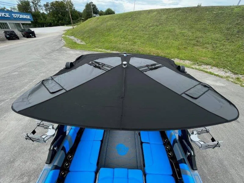 Slide: The Image of Malibu Wakesetter 23 MXZ 2024 - 142