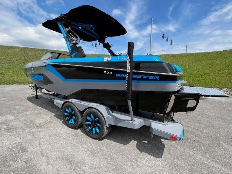 Slide: The Image of Malibu Wakesetter 23 MXZ 2024 - 144