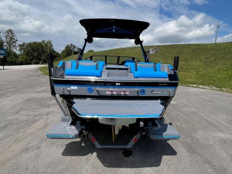Slide: The Image of Malibu Wakesetter 23 MXZ 2024 - 145