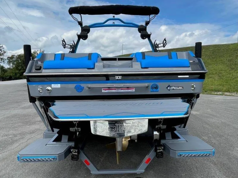 Slide: The Image of Malibu Wakesetter 23 MXZ 2024 - 146