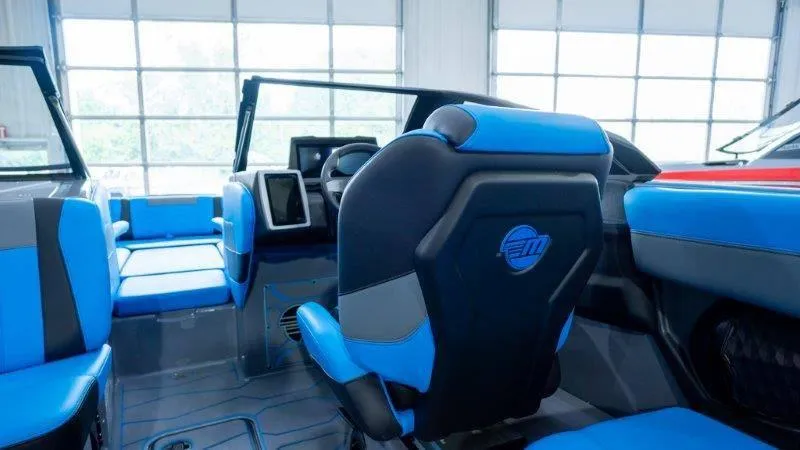 Slide: The Image of Malibu Wakesetter 23 MXZ 2024 - 22