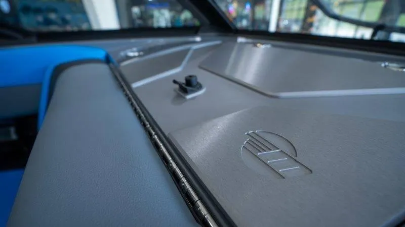 Slide: The Image of Malibu Wakesetter 23 MXZ 2024 - 42