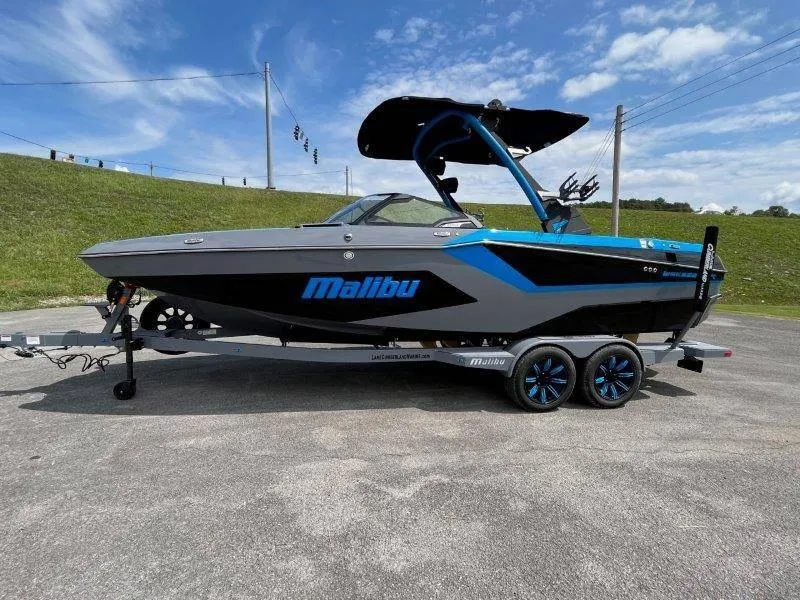 Slide: The Image of Malibu Wakesetter 23 MXZ 2024 - 5