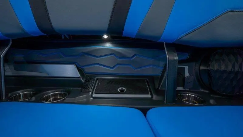 Slide: The Image of Malibu Wakesetter 23 MXZ 2024 - 52