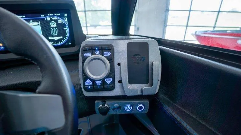 Slide: The Image of Malibu Wakesetter 23 MXZ 2024 - 54