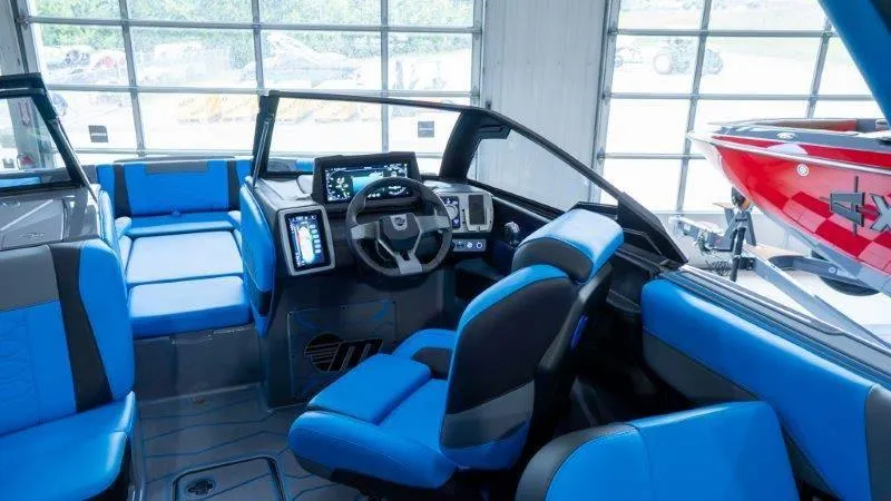 Slide: The Image of Malibu Wakesetter 23 MXZ 2024 - 68