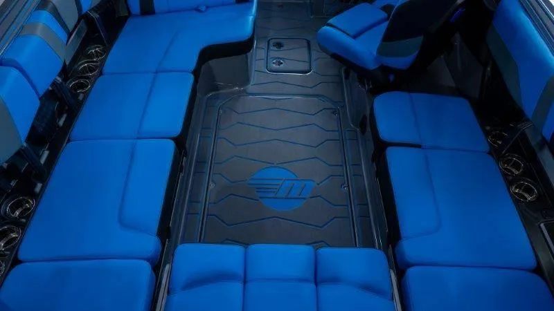 Slide: The Image of Malibu Wakesetter 23 MXZ 2024 - 77