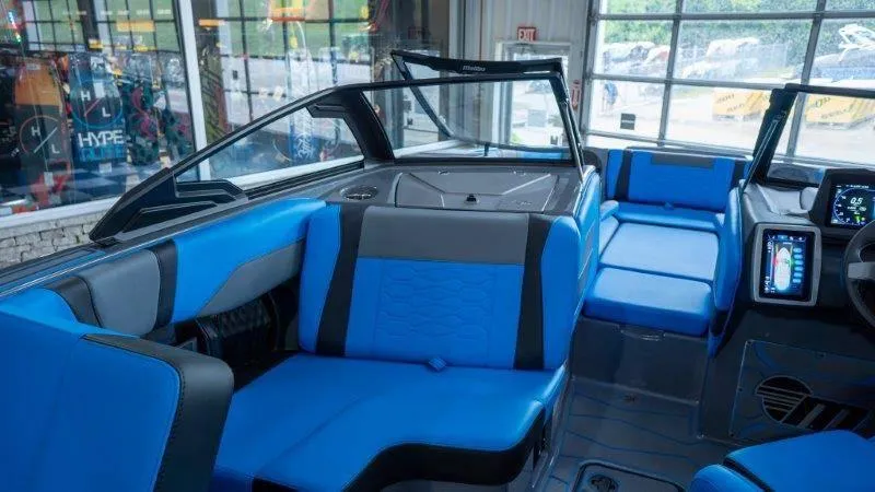 Slide: The Image of Malibu Wakesetter 23 MXZ 2024 - 79