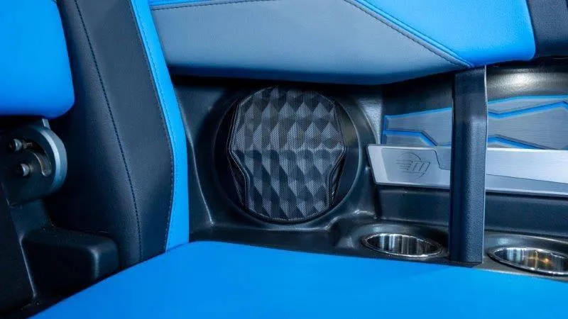 Slide: The Image of Malibu Wakesetter 23 MXZ 2024 - 95