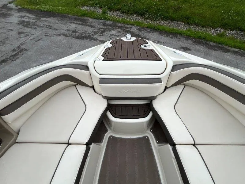 Slide: The Image of Yamaha 242 Limited 2015 - 37